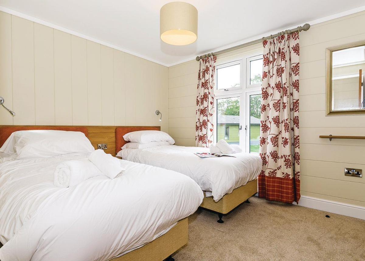 Bassenthwaite Lake Keswick Reach Lodge Retreat מראה חיצוני תמונה