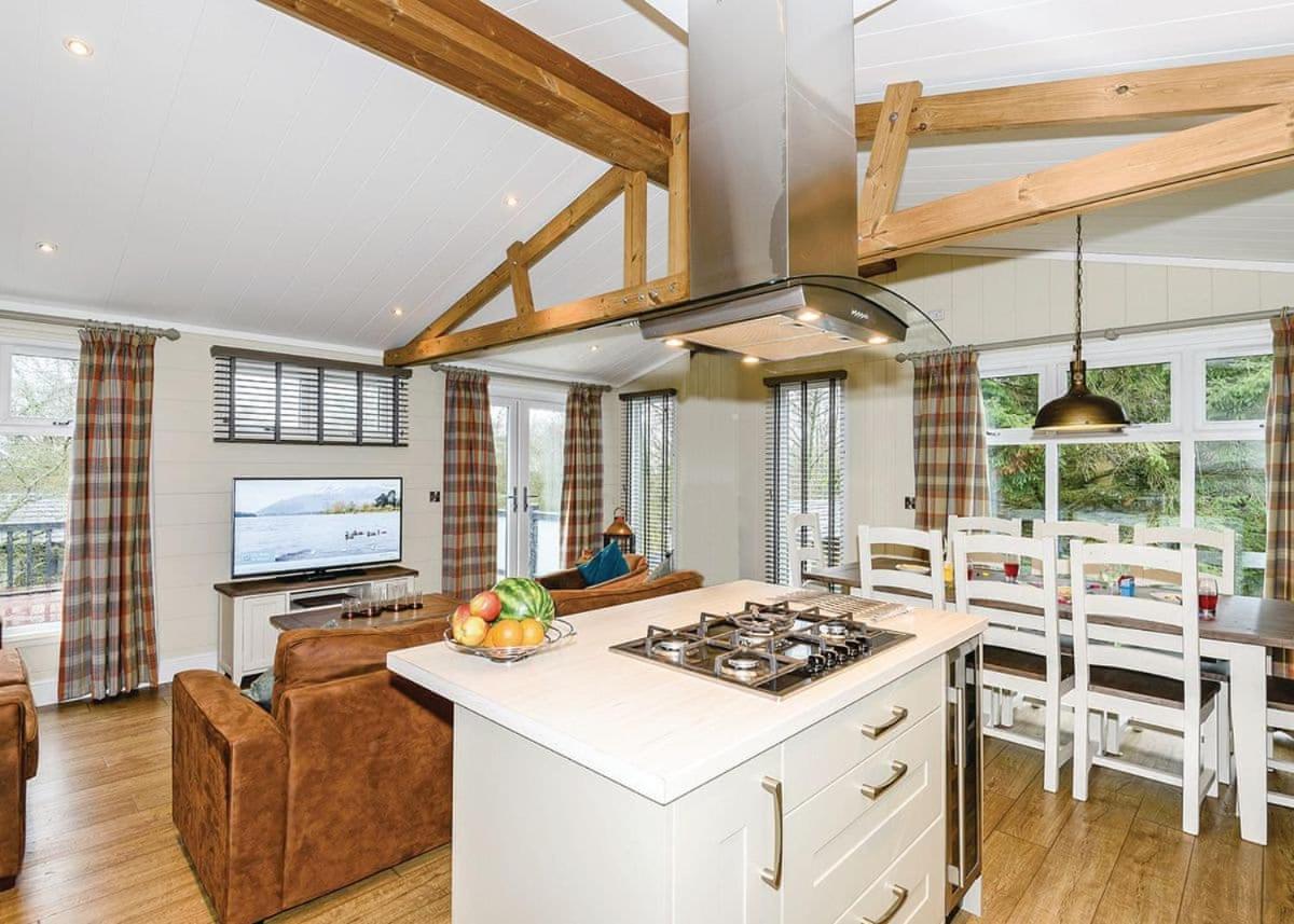 Bassenthwaite Lake Keswick Reach Lodge Retreat מראה חיצוני תמונה