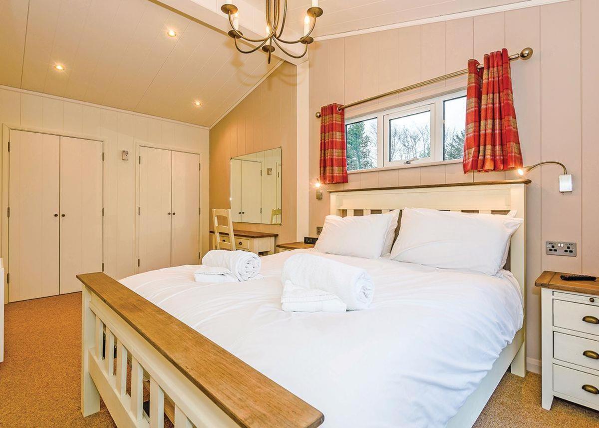 Bassenthwaite Lake Keswick Reach Lodge Retreat מראה חיצוני תמונה