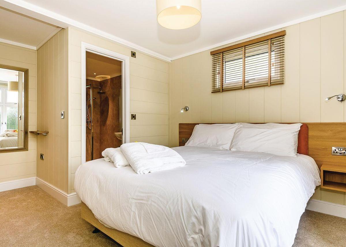 Bassenthwaite Lake Keswick Reach Lodge Retreat מראה חיצוני תמונה