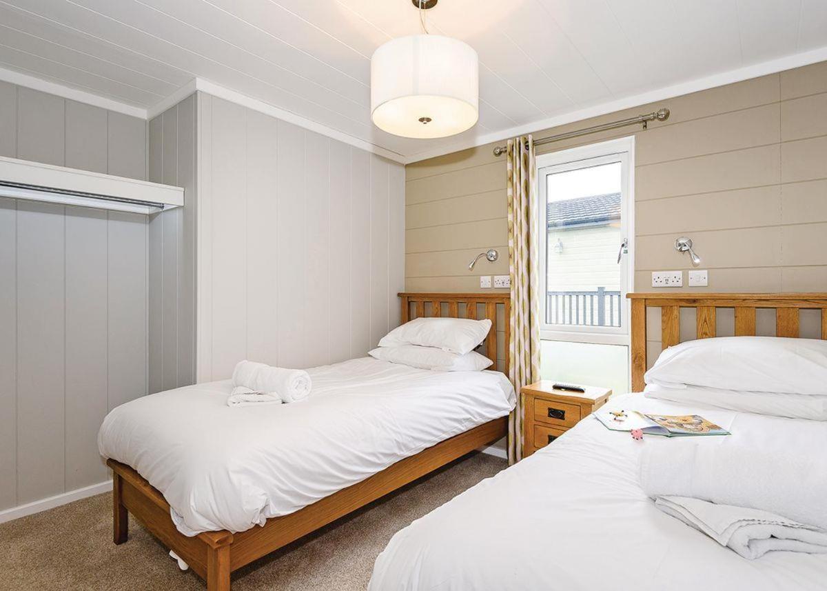 Bassenthwaite Lake Keswick Reach Lodge Retreat מראה חיצוני תמונה