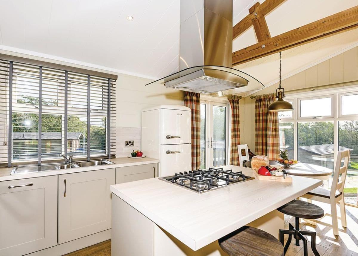 Bassenthwaite Lake Keswick Reach Lodge Retreat מראה חיצוני תמונה