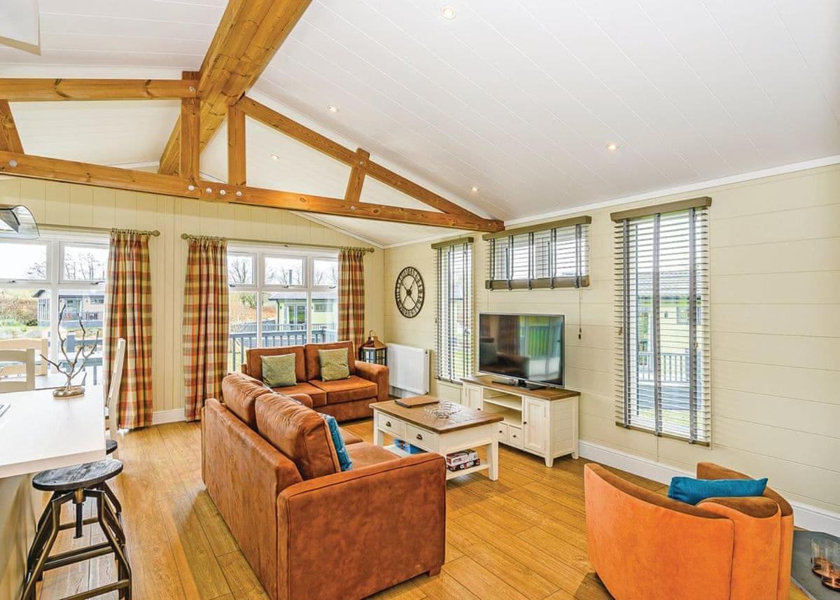 Bassenthwaite Lake Keswick Reach Lodge Retreat מראה חיצוני תמונה