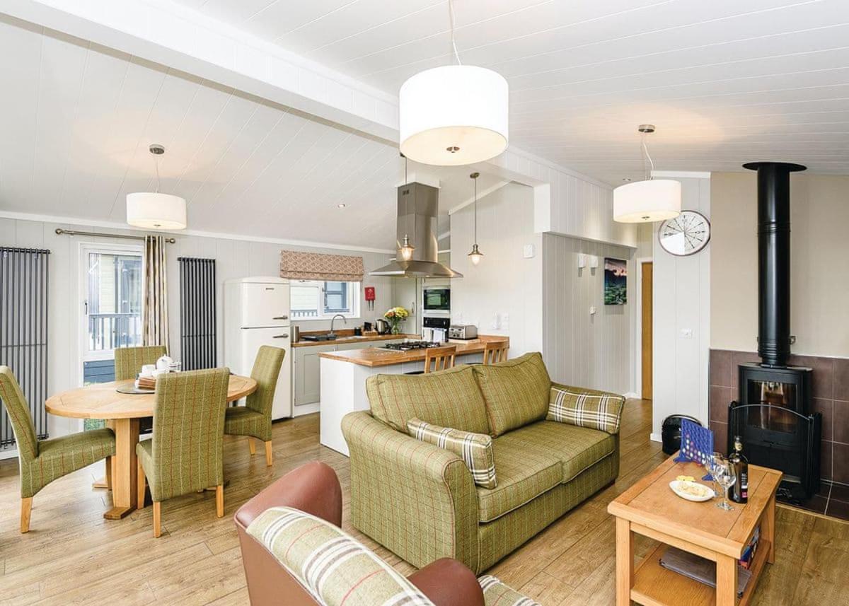 Bassenthwaite Lake Keswick Reach Lodge Retreat מראה חיצוני תמונה
