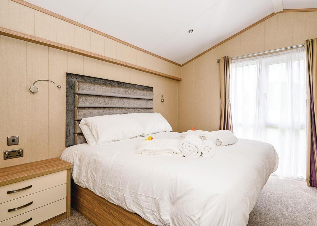 Bassenthwaite Lake Keswick Reach Lodge Retreat מראה חיצוני תמונה