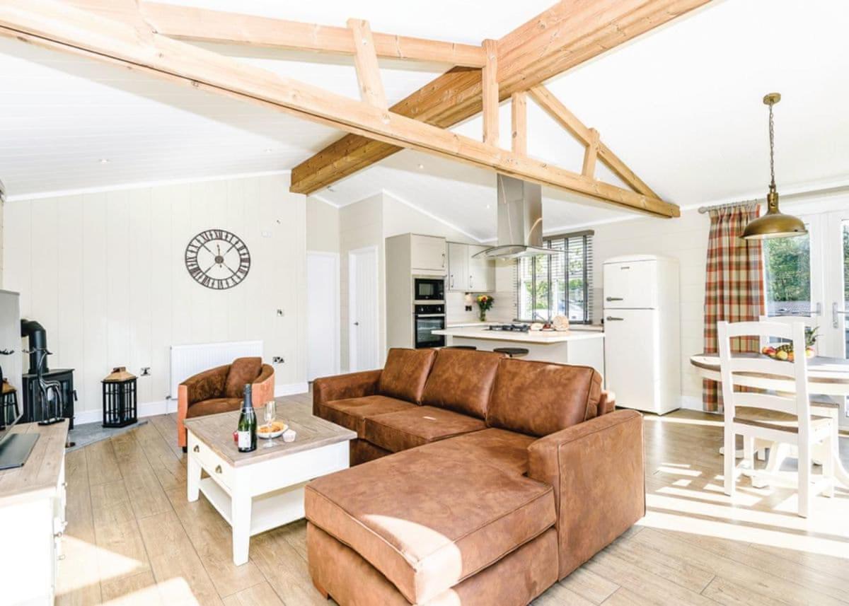Bassenthwaite Lake Keswick Reach Lodge Retreat מראה חיצוני תמונה